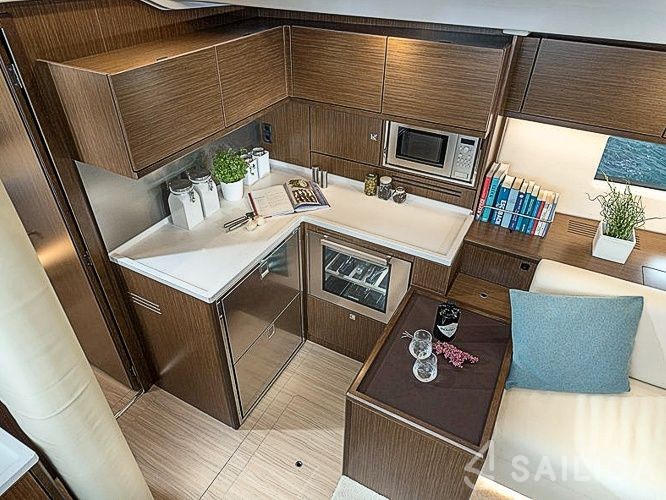 Bavaria 57 Cruiser - Yacht Charter Sailica