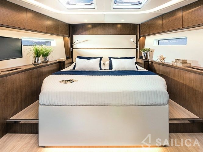 Bavaria 57 Cruiser - Yacht Charter Sailica