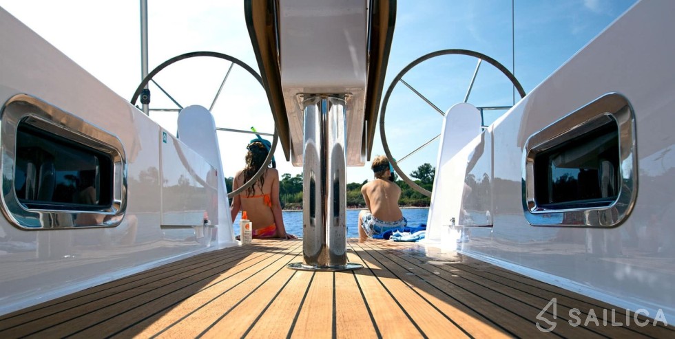 Bavaria 41 Cruiser - Yacht Charter Sailica