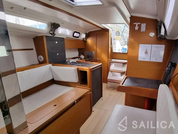Sun Odyssey 349 - Yacht Charter Sailica