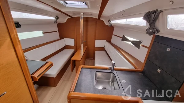 Sun Odyssey 349 - Yacht Charter Sailica