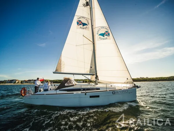 Sun Odyssey 349 - Yacht Charter Sailica