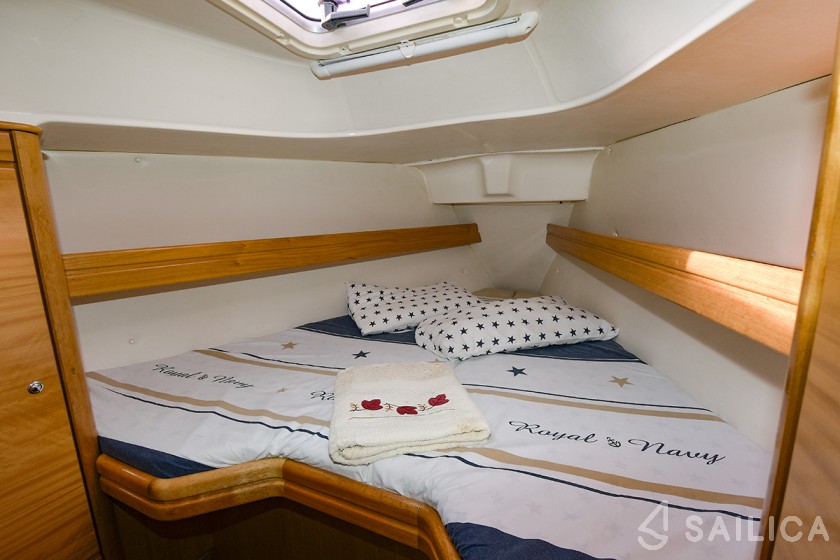 Bavaria 30 Cruiser - Yacht Charter Sailica