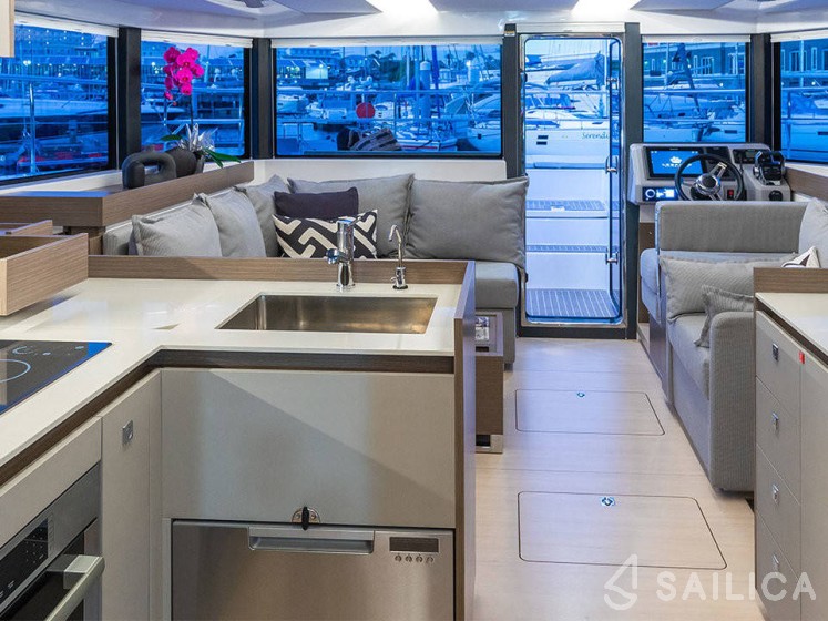Leopard 40 PC - Yacht Charter Sailica
