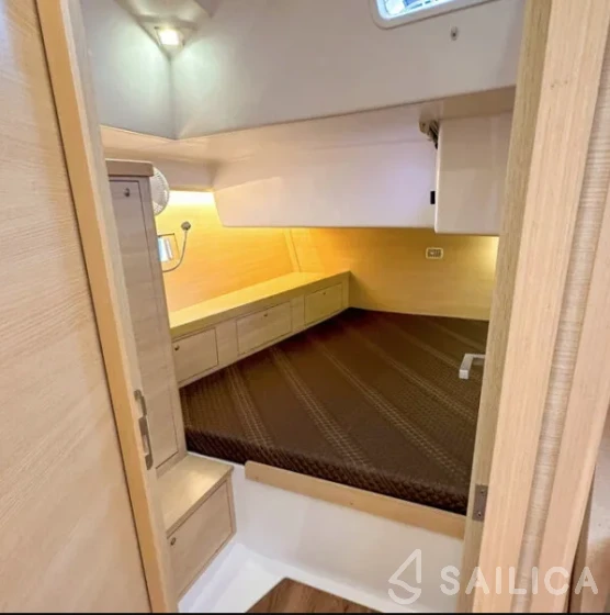 Delta 41 - Yacht Charter Sailica