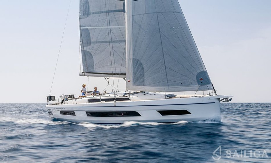 Dufour 41 - Yacht Charter Sailica