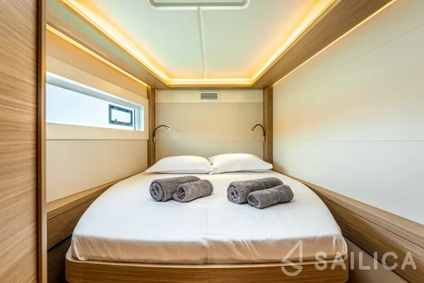 Lagoon 46  - Yacht Charter Sailica