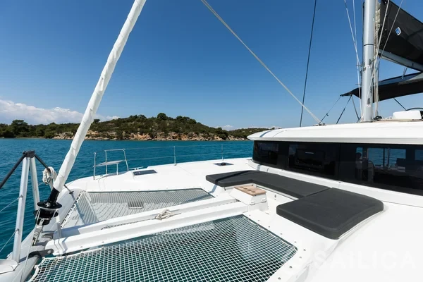 Lagoon 46  - Yacht Charter Sailica