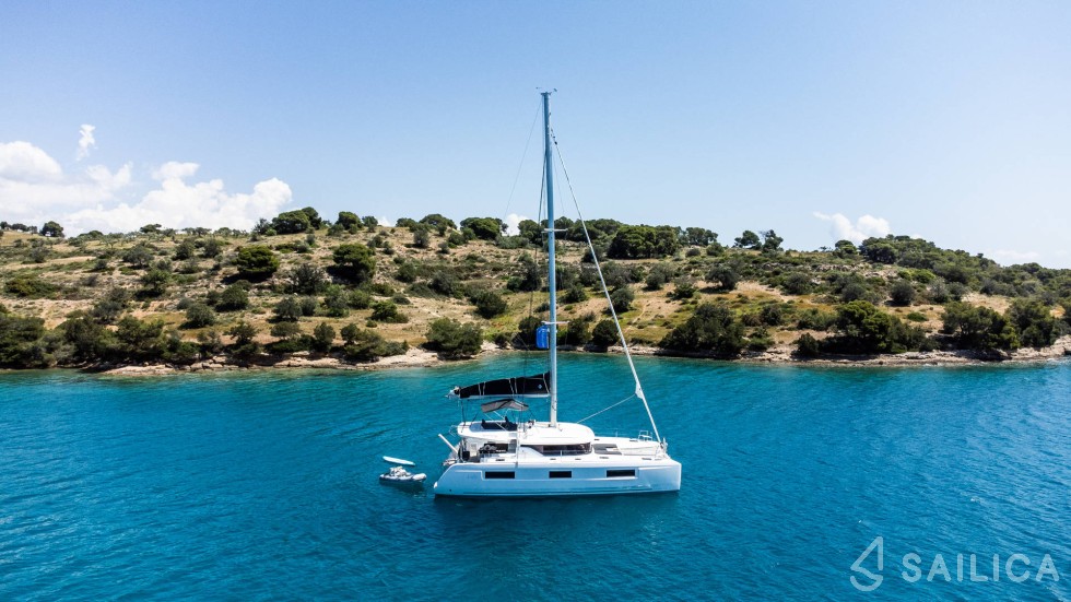 Lagoon 46  - Yacht Charter Sailica