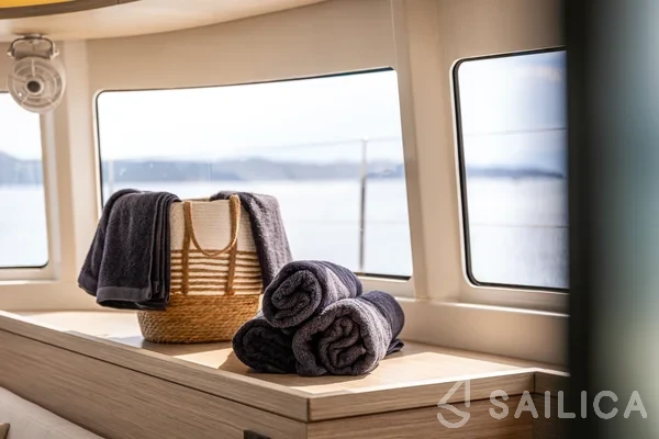 Lagoon 46  - Yacht Charter Sailica