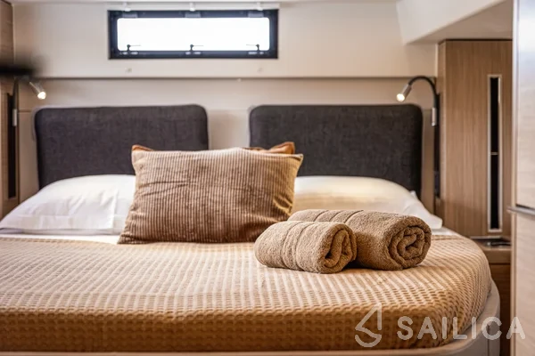 Lagoon 46  - Yacht Charter Sailica