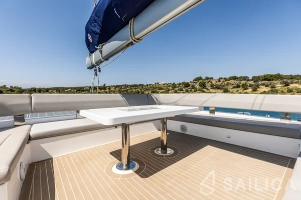 Leopard 50 - Yacht Charter Sailica