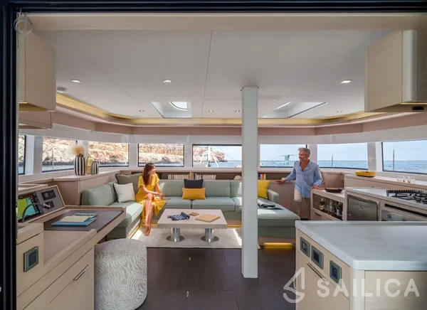 Lagoon 55 - Yacht Charter Sailica
