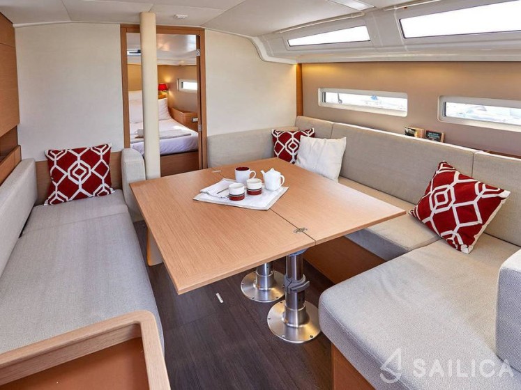 Sun Odyssey 410 - Yacht Charter Sailica