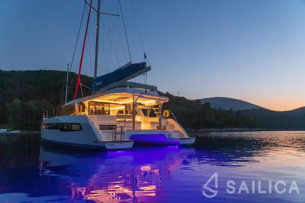 Leopard 45 - Yacht Charter Sailica