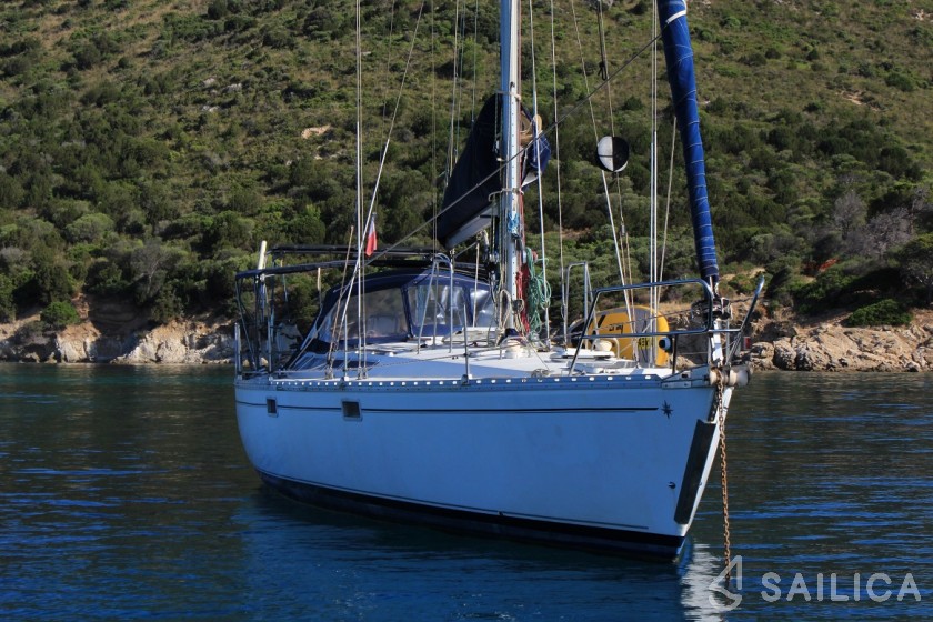 Sun Kiss 47 - Yacht Charter Sailica