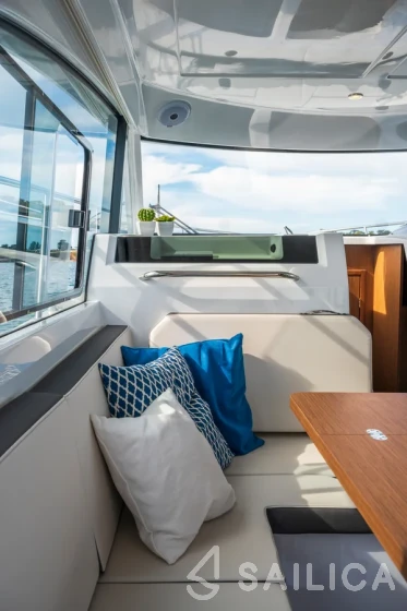 Antares 11 OB - Yacht Charter Sailica