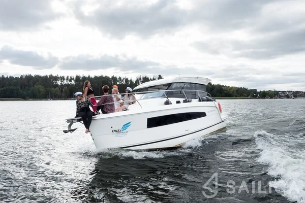 Balt 918 Titanium - Yacht Charter Sailica