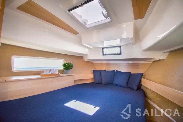 Balt 918 Titanium - Yacht Charter Sailica