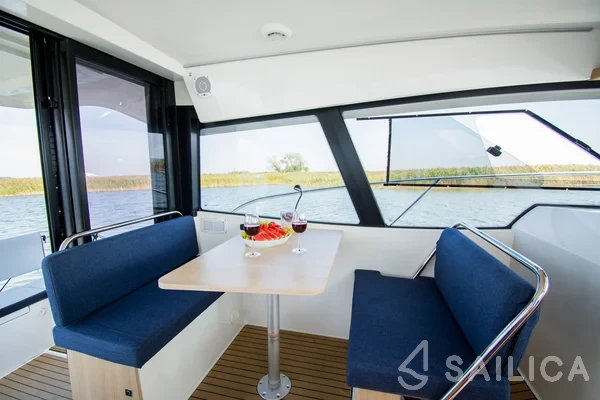 Balt 918 Titanium - Yacht Charter Sailica