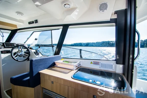 Balt 1018 - Yacht Charter Sailica