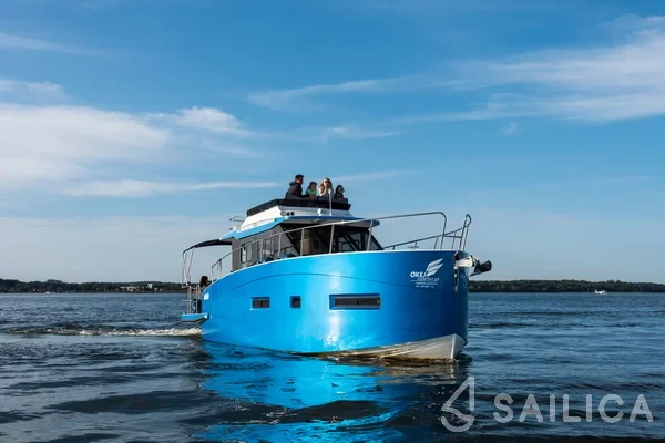 Futura 40 Grand Horizon - Yacht Charter Sailica