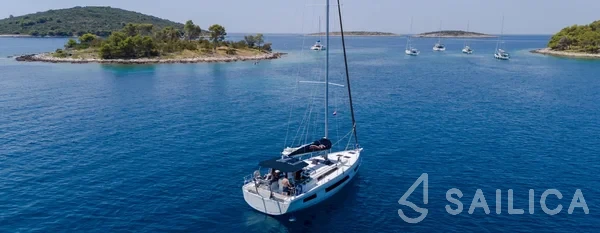 Dufour 44 - Yacht Charter Sailica