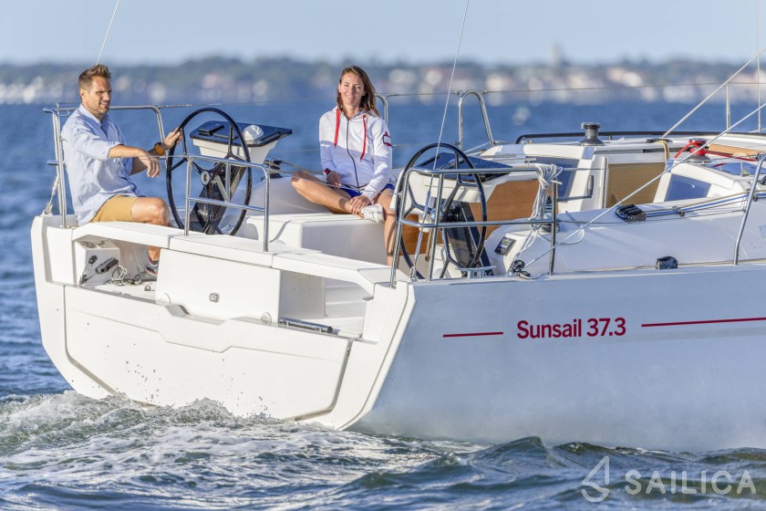 Dufour 37 - Yacht Charter Sailica