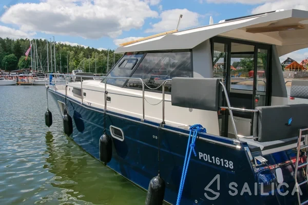 Nautika 1300  - Yacht Charter Sailica