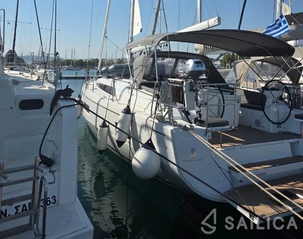 Oceanis 40.1 - Yacht Charter Sailica