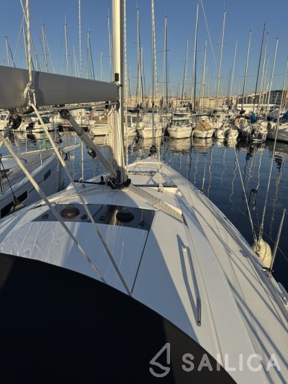 Hanse 348 - Yacht Charter Sailica