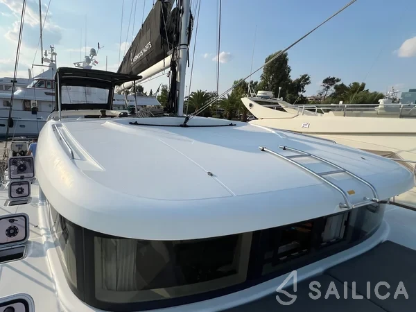 Lagoon 40 - Yacht Charter Sailica