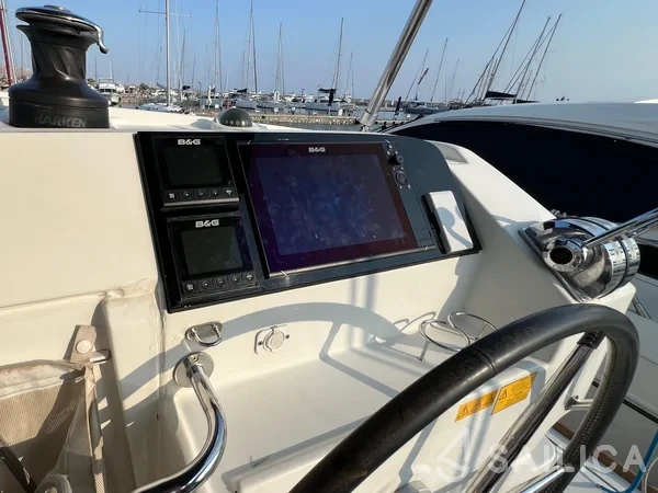 Lagoon 40 - Yacht Charter Sailica