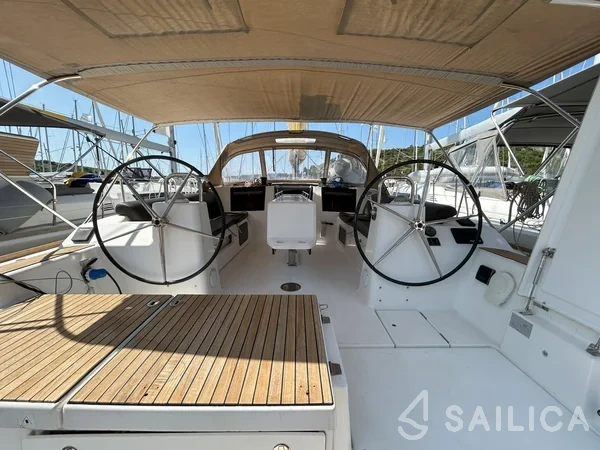 Dufour 460 GL - Yacht Charter Sailica