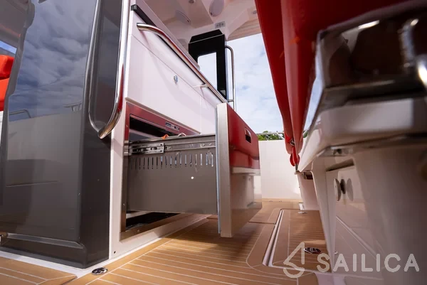 Nimbus Tender T11 - Yacht Charter Sailica