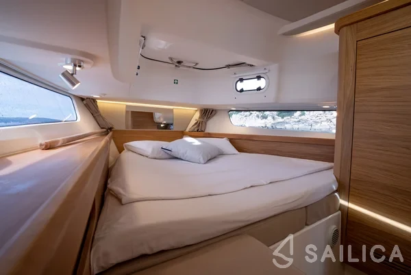 Nimbus Tender T11 - Yacht Charter Sailica