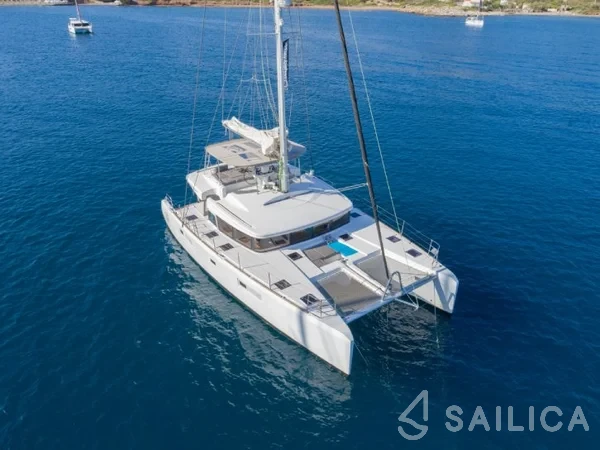 Lagoon 52F - Yacht Charter Sailica