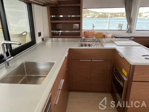 Lagoon 46  - Yacht Charter Sailica