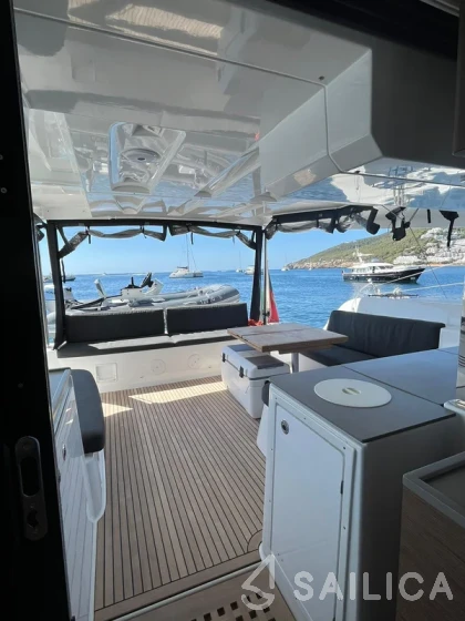 Lagoon 46  - Yacht Charter Sailica