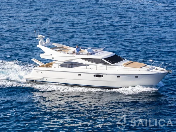 Ferretti 591 - Yacht Charter Sailica
