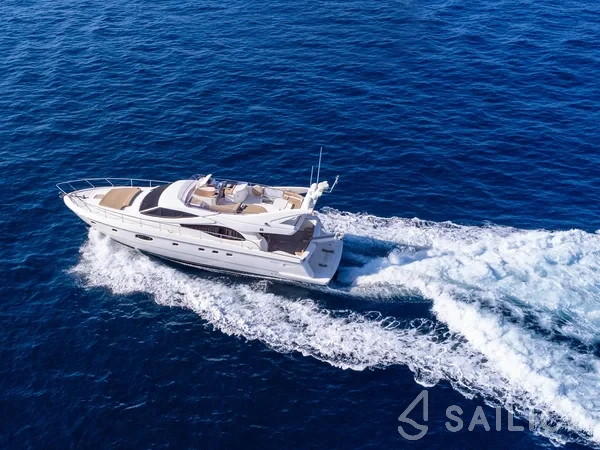 Ferretti 591 - Yacht Charter Sailica