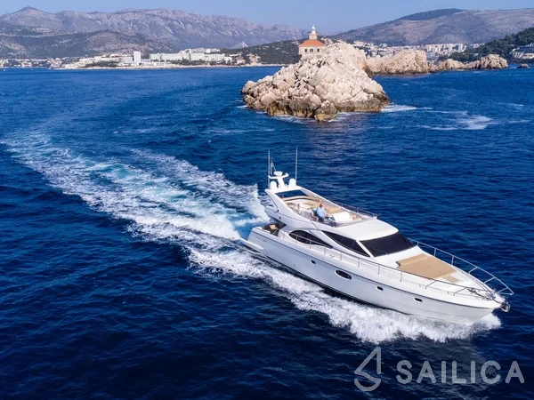 Ferretti 591 - Yacht Charter Sailica