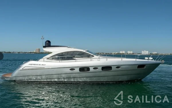Pershing 50 - Yacht Charter Sailica