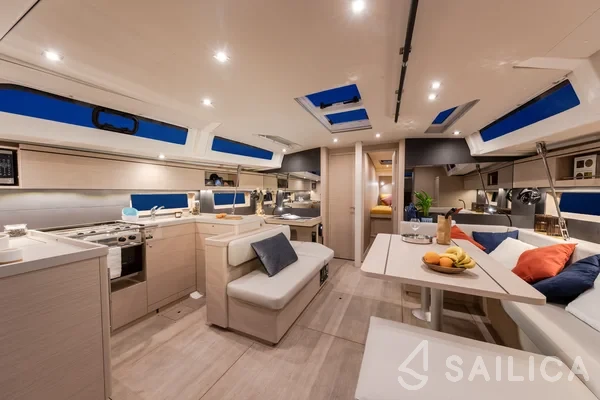 Oceanis 51.1 - Yacht Charter Sailica