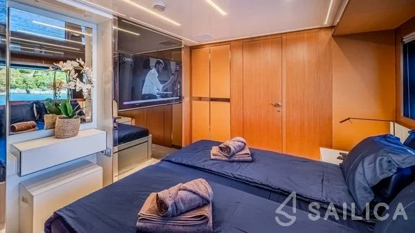 Riva Corsaro 100 - Yacht Charter Sailica