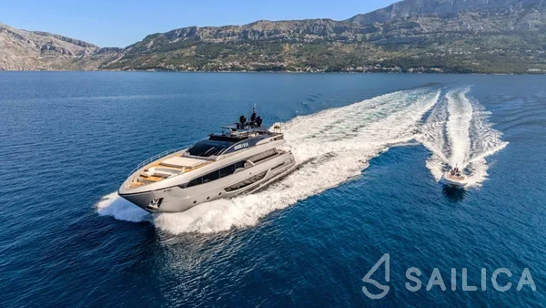 Riva Corsaro 100 - Yacht Charter Sailica
