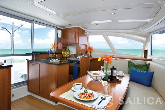 Leopard 39 - Photo #3 Leopard 39 - Yacht Charter Sailica