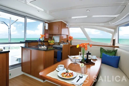 Leopard 39 - Photo #7 Leopard 39 - Yacht Charter Sailica