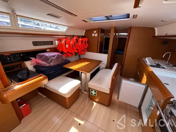 Sun Odyssey 479 - Yacht Charter Sailica