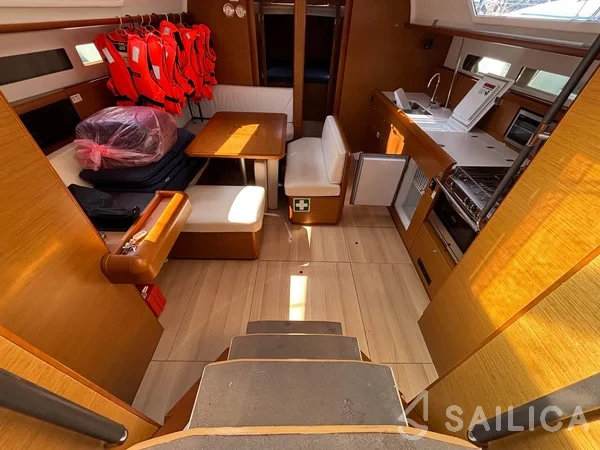 Sun Odyssey 479 - Yacht Charter Sailica